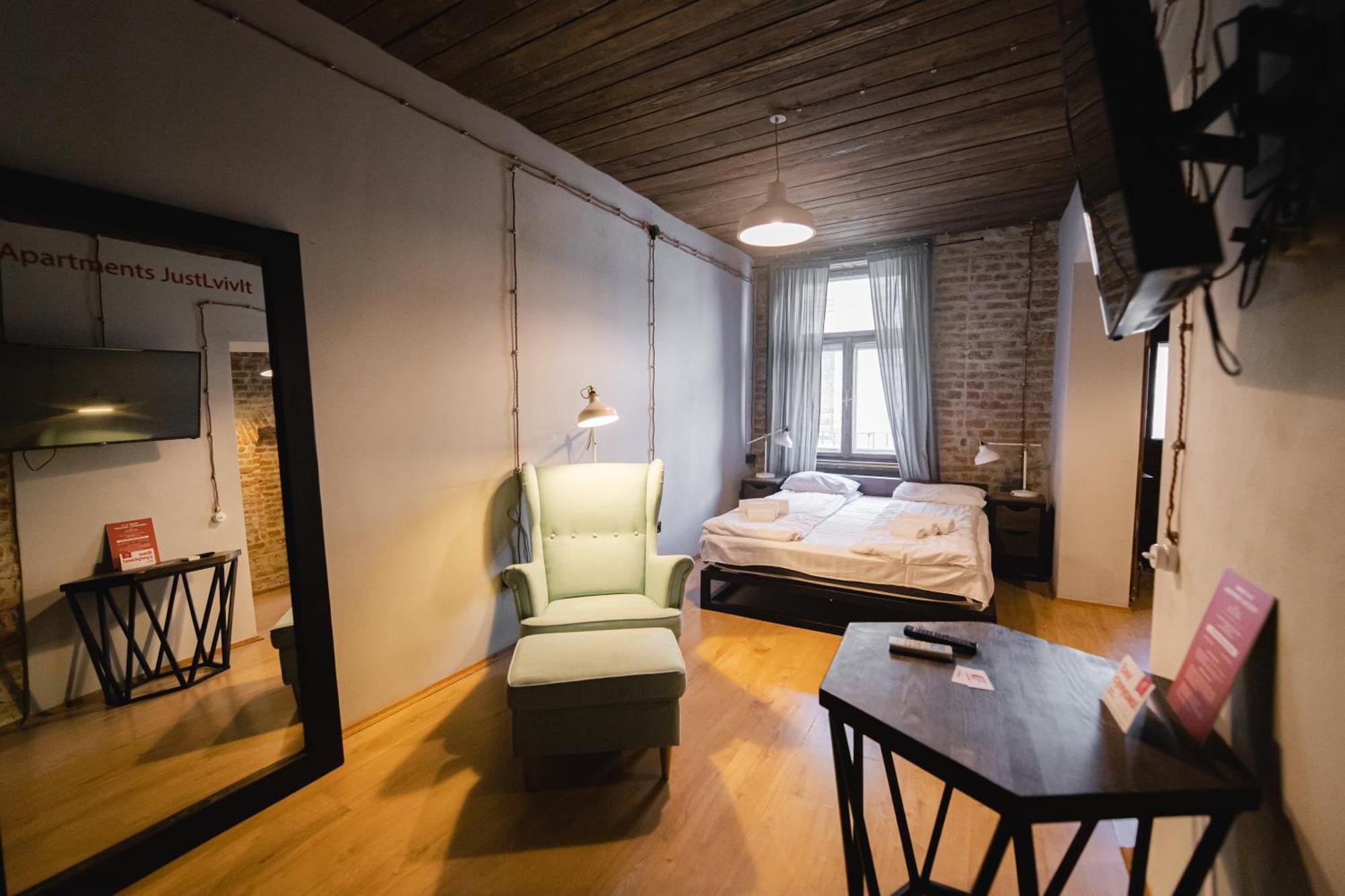 Apartments Justlvivit At The Rynok Square Eksteriør bilde